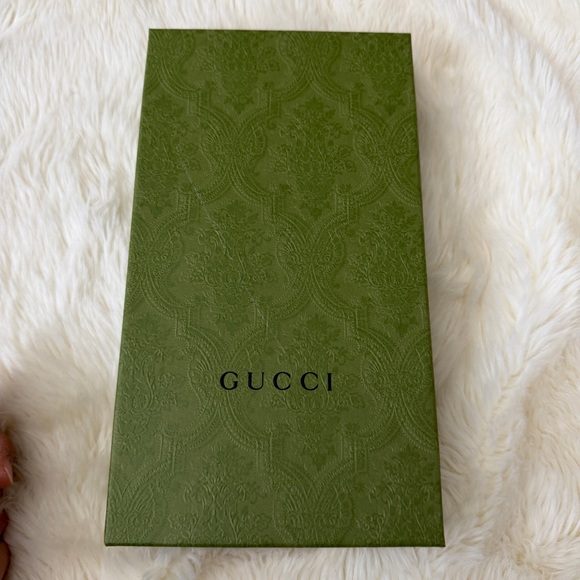 Gucci Tian print silk sleep mask with a matching pouch brand new - Picture 2 of 6